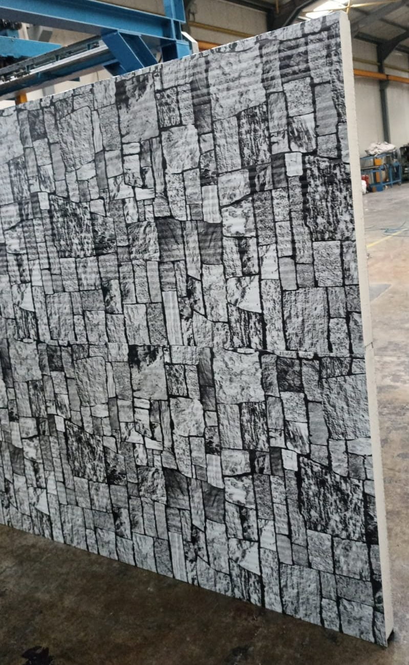 Stone look sandwich panel